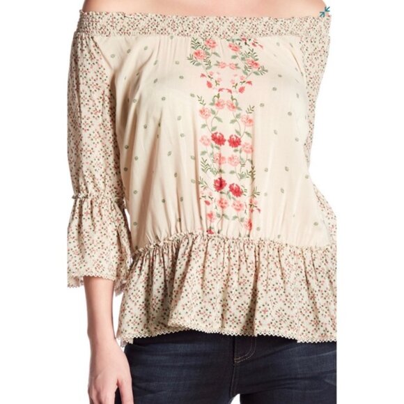 Democracy Floral Bell Sleeve Blouse - Picture 2 of 8